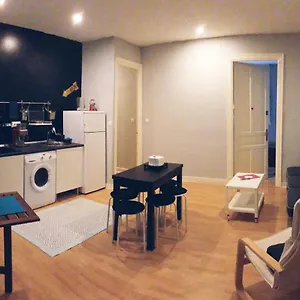  Appartement Vivienda Turistica Centrica Junto Al Museo Con Wifi